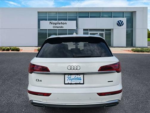 2023 Audi Q5 S line Premium Plus