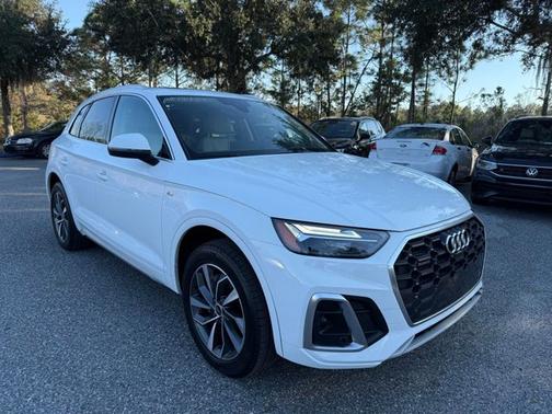 2023 Audi Q5 S line Premium Plus