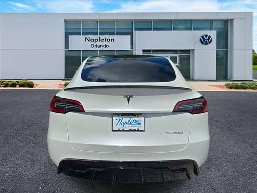 White 2022 Tesla Model Y Performance