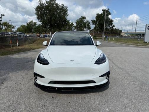 White 2022 Tesla Model Y Performance