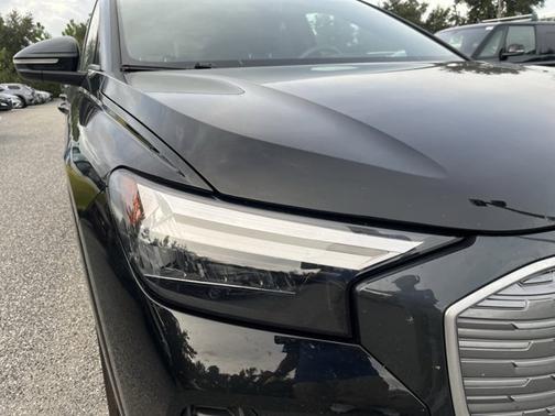 2023 Audi Q4 e-tron Premium Plus