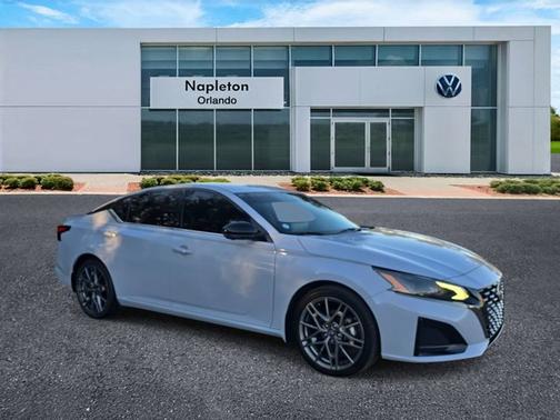 2024 Nissan Altima 2.0 SR