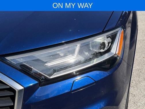 2022 Audi Q7 Premium Plus