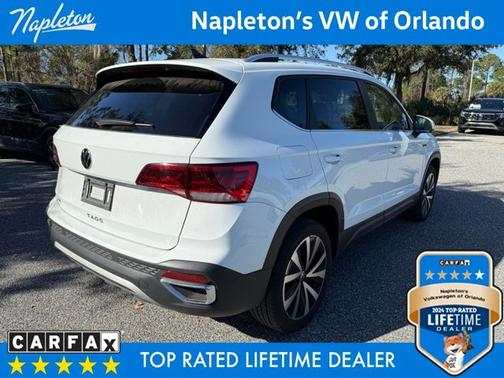 2024 Volkswagen Taos SE