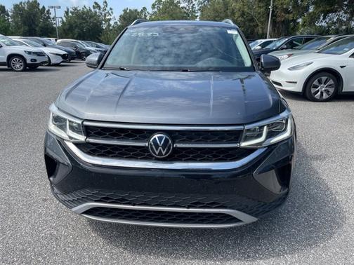 2023 Volkswagen Taos SEL