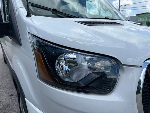 Oxford White 2024 Ford Transit-350 XLT