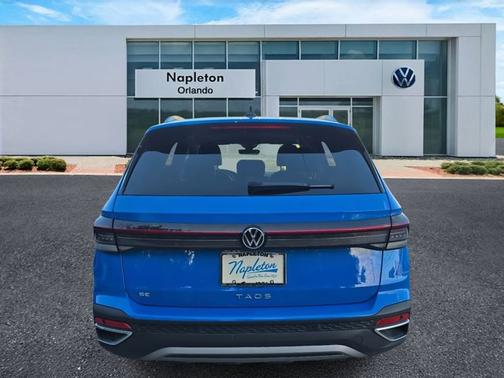 2025 Volkswagen Taos SE