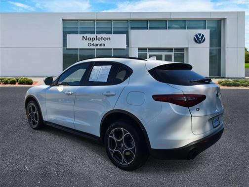 2022 Alfa Romeo Stelvio Sprint