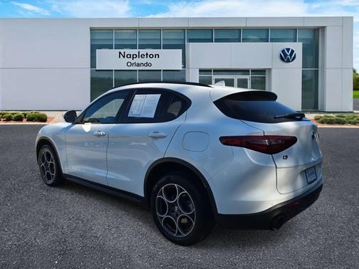 2022 Alfa Romeo Stelvio Sprint