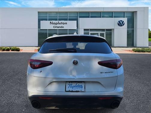 2022 Alfa Romeo Stelvio Sprint