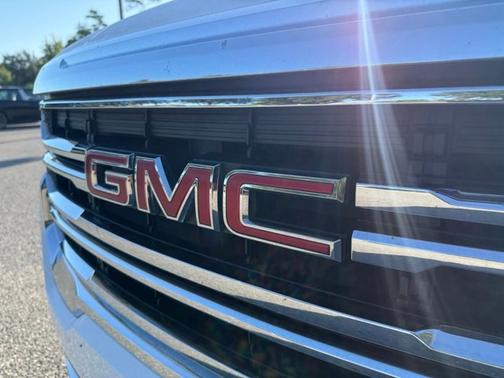 Summit White 2020 GMC Acadia SLT