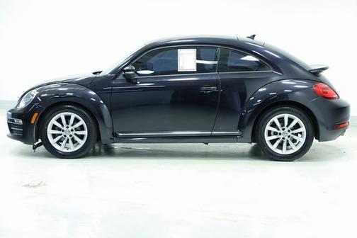 2017 Volkswagen Beetle 1.8T SE