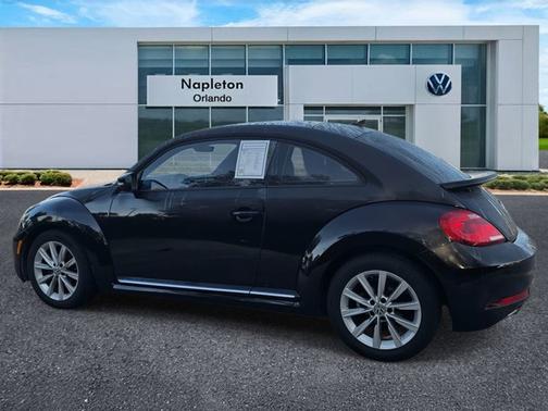 2017 Volkswagen Beetle 1.8T SE