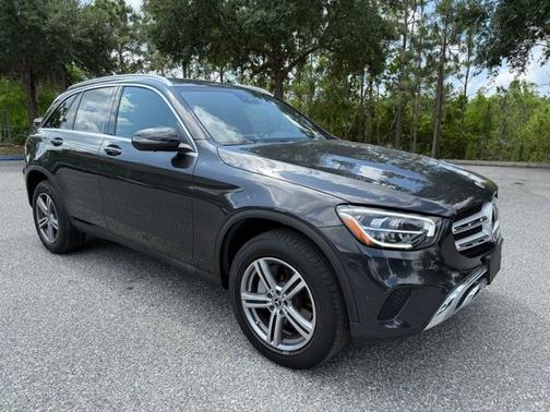 Gray 2022 Mercedes-Benz GLC 300 Base