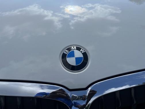 2021 BMW 330 i