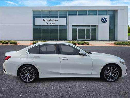 2021 BMW 330 i