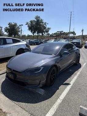 2022 Tesla Model S Plaid