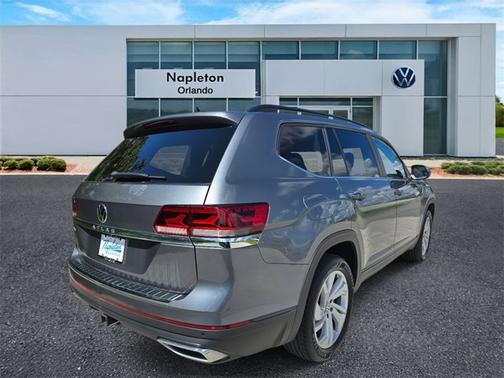 2022 Volkswagen Atlas 3.6L V6 SE w/Technology
