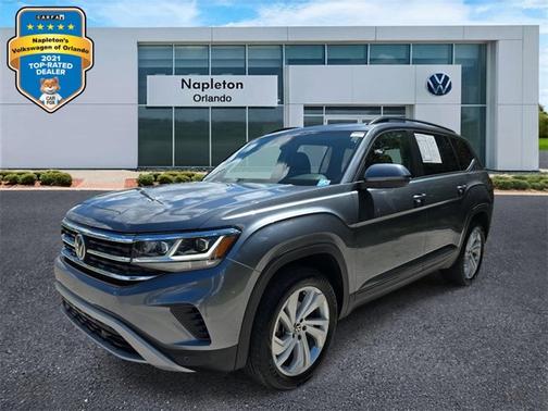 2022 Volkswagen Atlas 3.6L V6 SE w/Technology