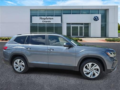 2022 Volkswagen Atlas 3.6L V6 SE w/Technology