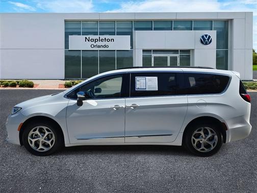 2023 Chrysler Pacifica Limited