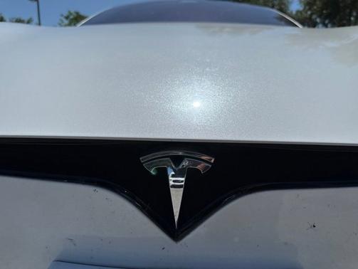 White 2021 Tesla Model S Plaid