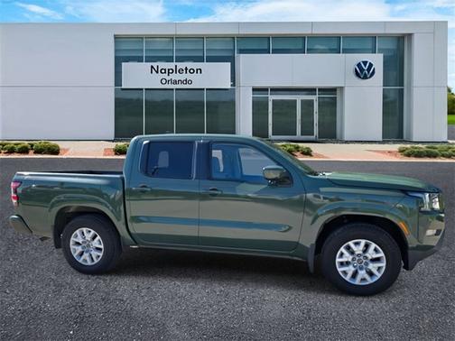 2022 Nissan Frontier SV