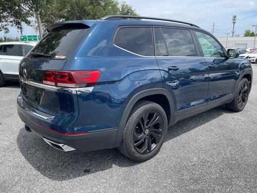 2022 Volkswagen Atlas 3.6L V6 SE w/Technology