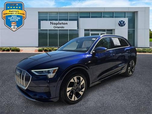 2021 Audi e-tron Premium Plus