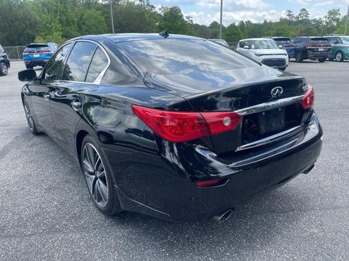 2015 INFINITI Q50 Sport
