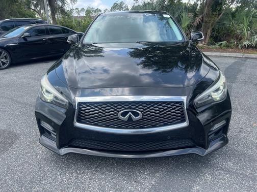 2015 INFINITI Q50 Sport
