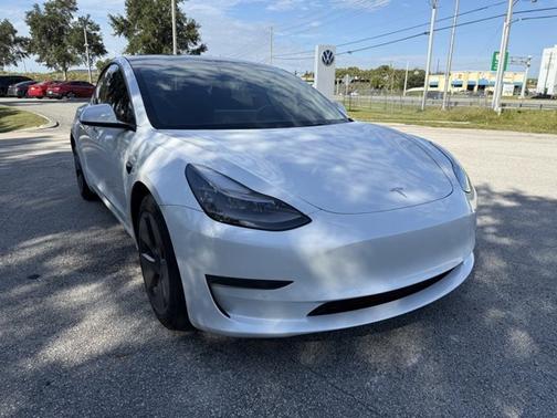 2021 Tesla Model 3 Standard Range Plus