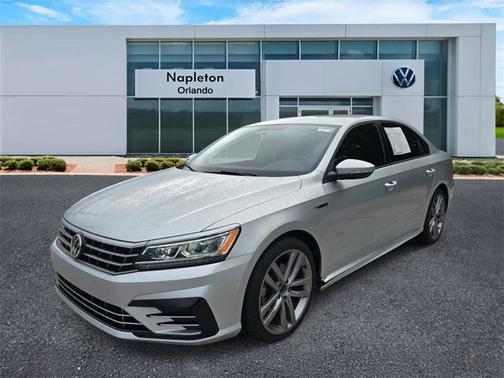 2018 Volkswagen Passat 2.0T R-Line