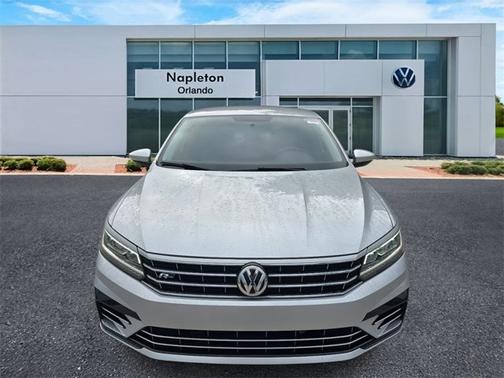2018 Volkswagen Passat 2.0T R-Line