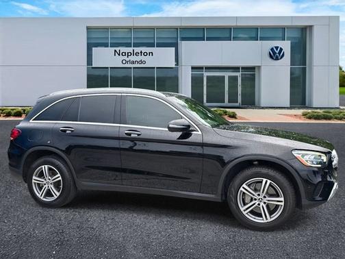 Black 2022 Mercedes-Benz GLC 300 Base