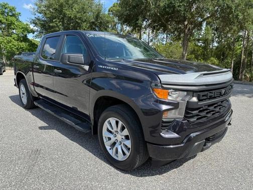 Dark Ash Metallic 2023 Chevrolet Silverado 1500 Custom