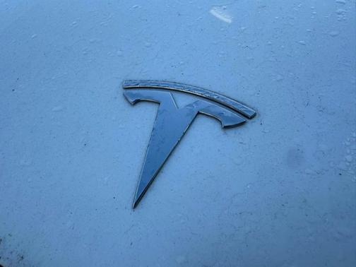 White 2020 Tesla Model Y Long Range