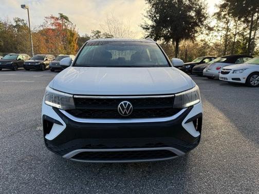 2023 Volkswagen Taos SE