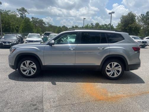 2022 Volkswagen Atlas 2.0T SE w/Technology