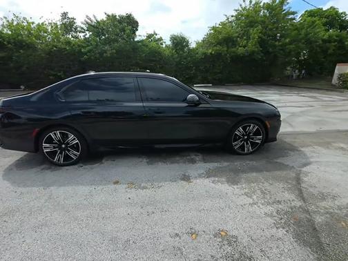 Black Sapphire Metallic 2023 BMW 760 760i xDrive