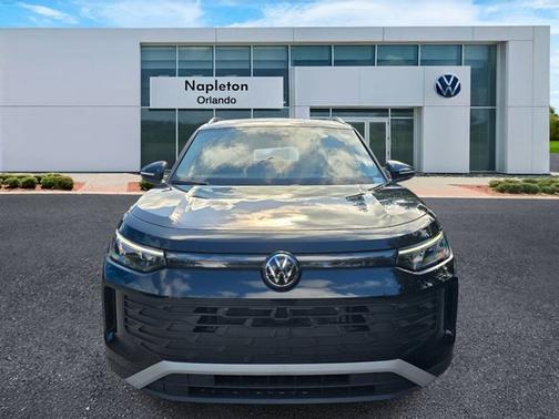 Deep Black 2025 Volkswagen Tiguan SE