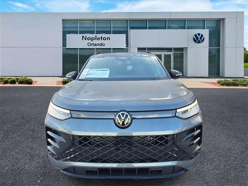 2025 Volkswagen Tiguan SE R-Line Black