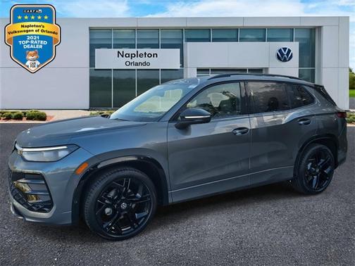 2025 Volkswagen Tiguan SE R-Line Black