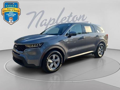 Everlasting Silver 2023 Kia Sorento LX