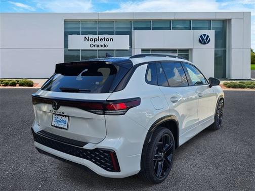 2025 Volkswagen Tiguan SE R-Line Black