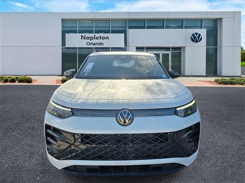 2025 Volkswagen Tiguan SE R-Line Black