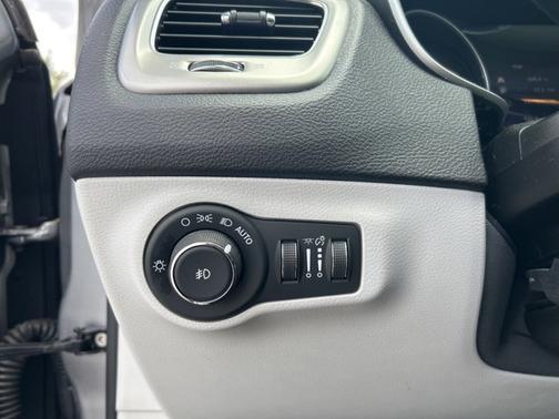 2018 Jeep Compass Latitude w/Sun/Wheel Pkg
