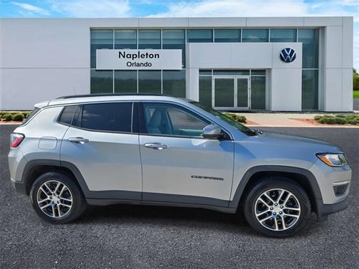 2018 Jeep Compass Latitude w/Sun/Wheel Pkg
