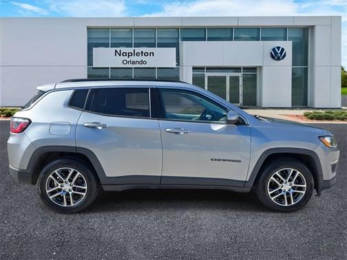 2018 Jeep Compass Latitude w/Sun/Wheel Pkg