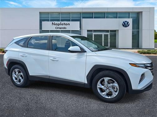 2024 Hyundai TUCSON SE